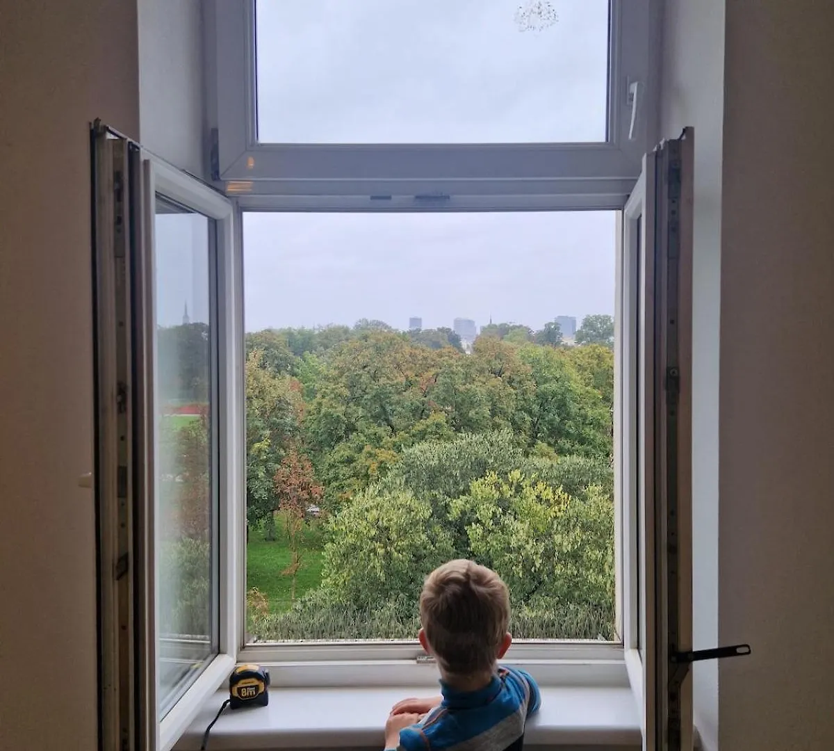 Beautiful Flat Overlooking A Great Park Vienna Apartment